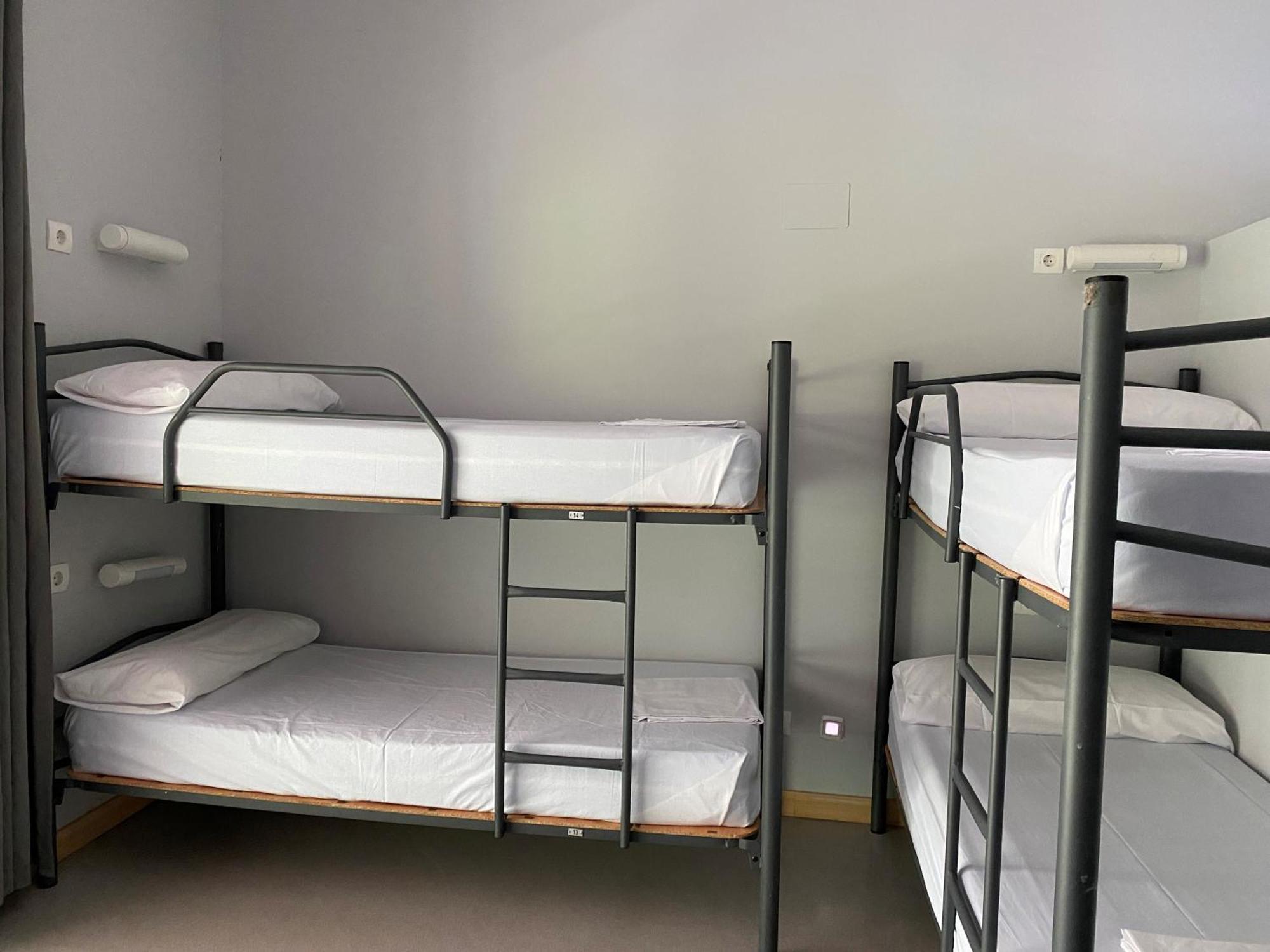 Albergue De Villava Buitenkant foto