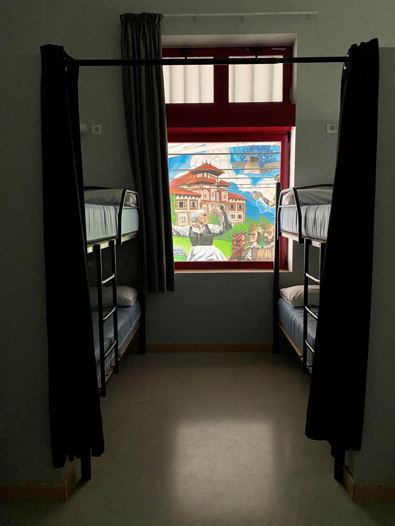 Albergue De Villava Buitenkant foto